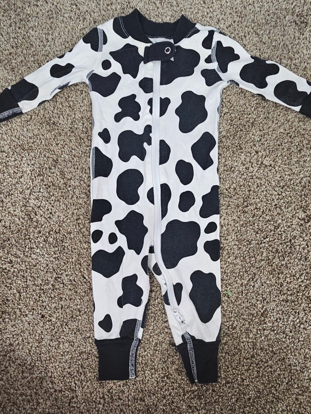 Black & White Cow-Print Kids One-Piece Zip Up Size 3-6 Mths